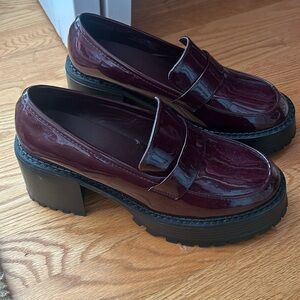 Mia Dalilah Platform Loafers Slip On Lug Sole Burgundy Size 8 new but no box